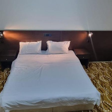 فندق برادايس العالمية توصيل للحرم La Mecque Extérieur photo