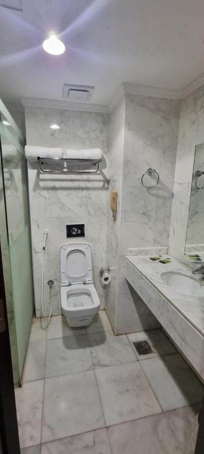 فندق برادايس العالمية توصيل للحرم La Mecque Extérieur photo