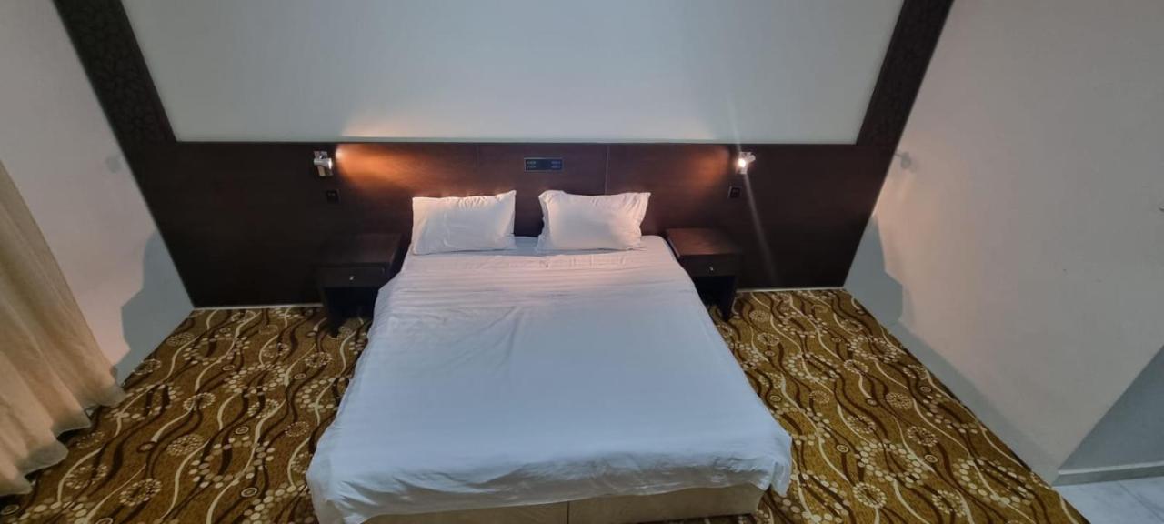 فندق برادايس العالمية توصيل للحرم La Mecque Extérieur photo