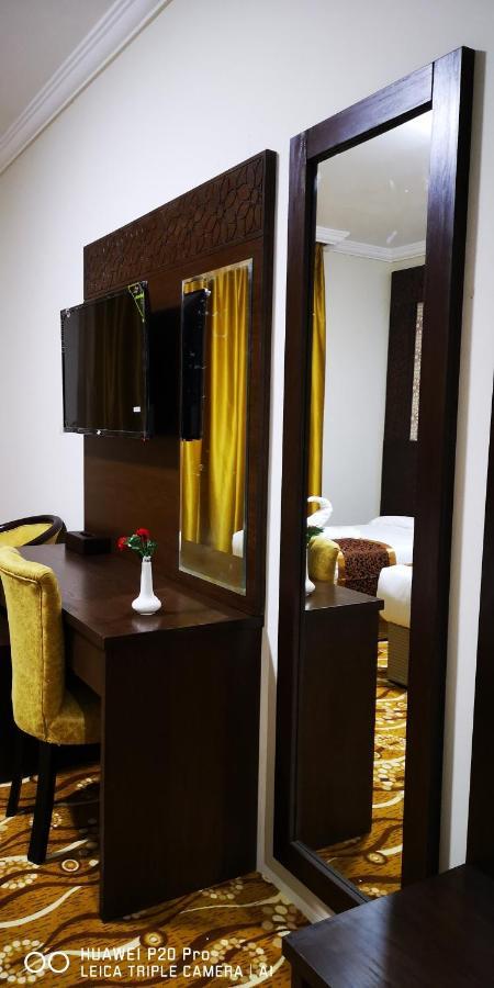 فندق برادايس العالمية توصيل للحرم La Mecque Extérieur photo
